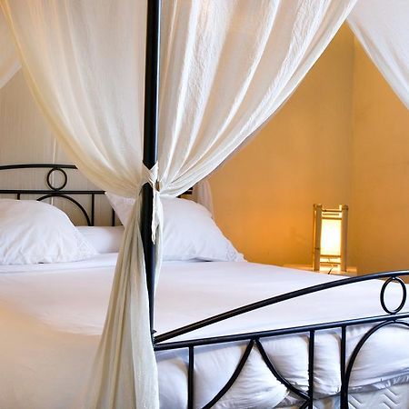 Chambres D'Hotes Jauregia Saint-Etienne-de-Baigorry Luaran gambar